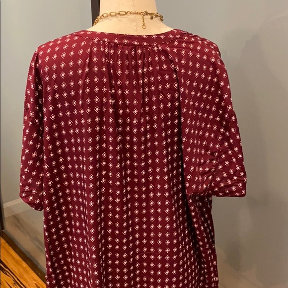 NWT Old Navy Button Up Blouse Maroon (Size XXL) - Picture 6 of 6